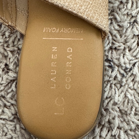 LC Lauren Conrad Women's Beige and Tan Sandals - Picture 4 of 4